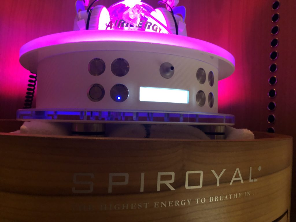 Our Brand 31 SPIROYAL_AvantGarde_Breathing_Device_Spa_Operation